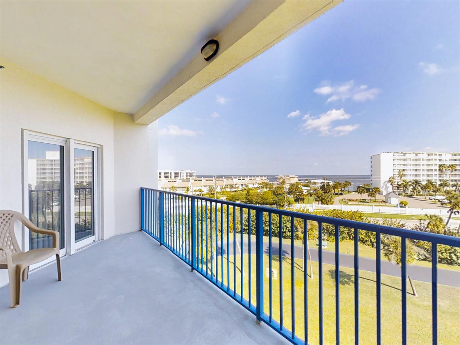 Image 22 of 42 For 5300 Atlantic Avenue 3502