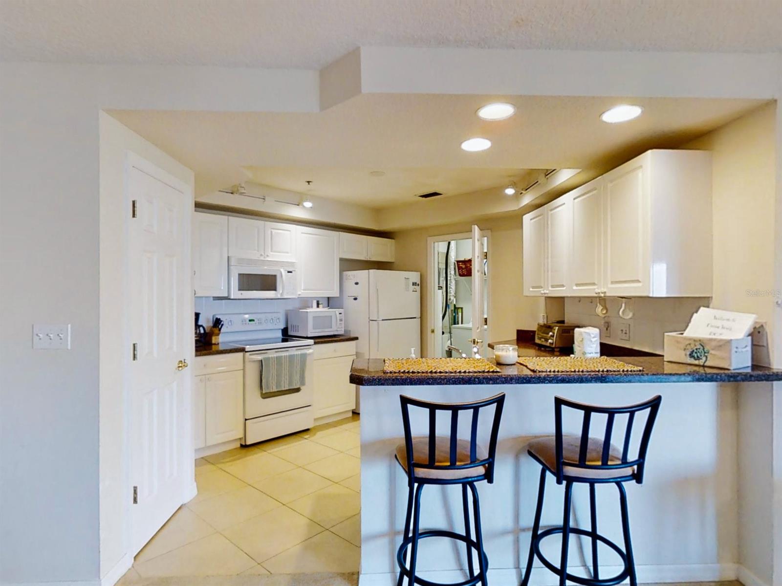 Image 4 of 42 For 5300 Atlantic Avenue 3502