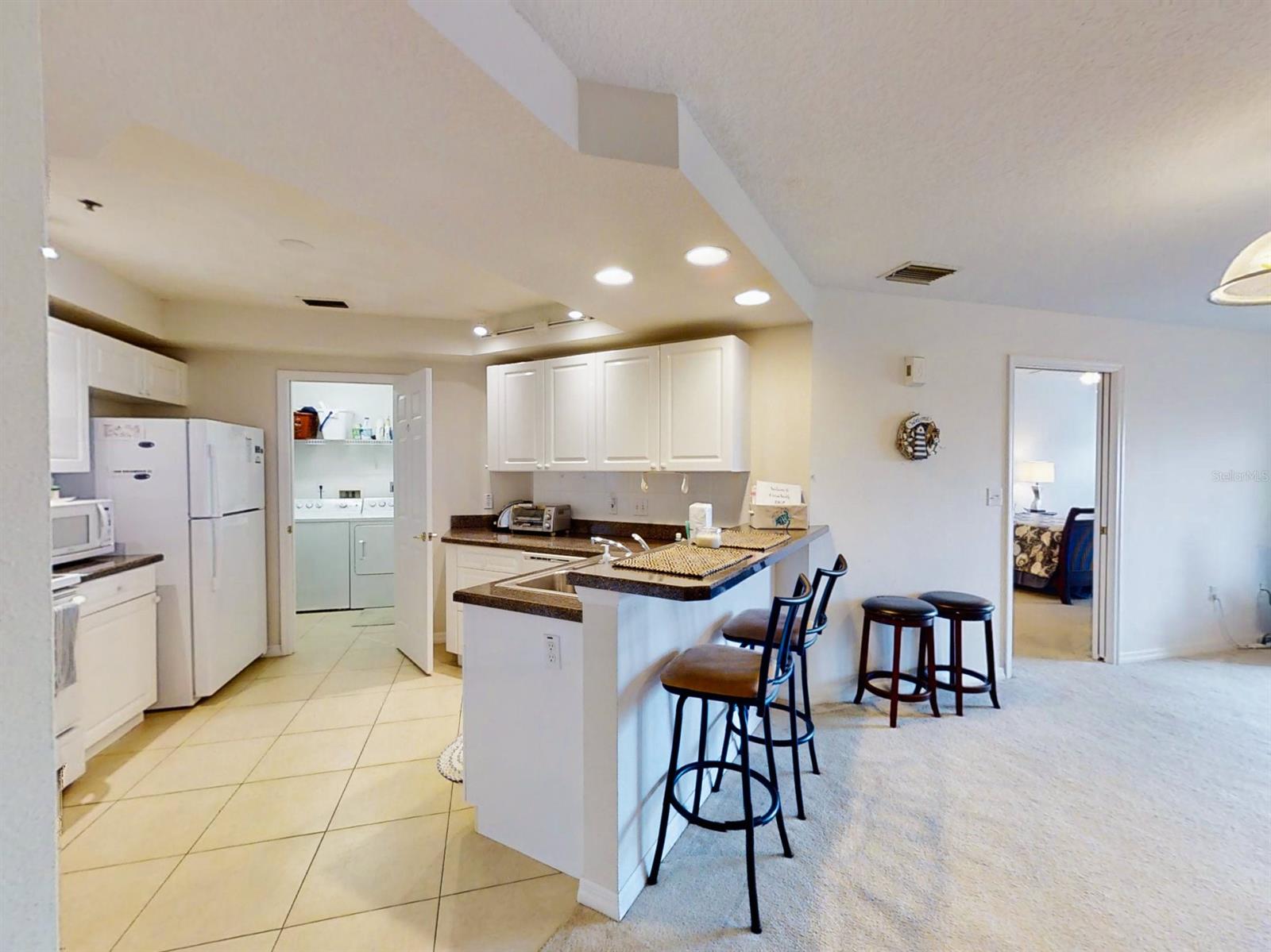 Image 8 of 42 For 5300 Atlantic Avenue 3502