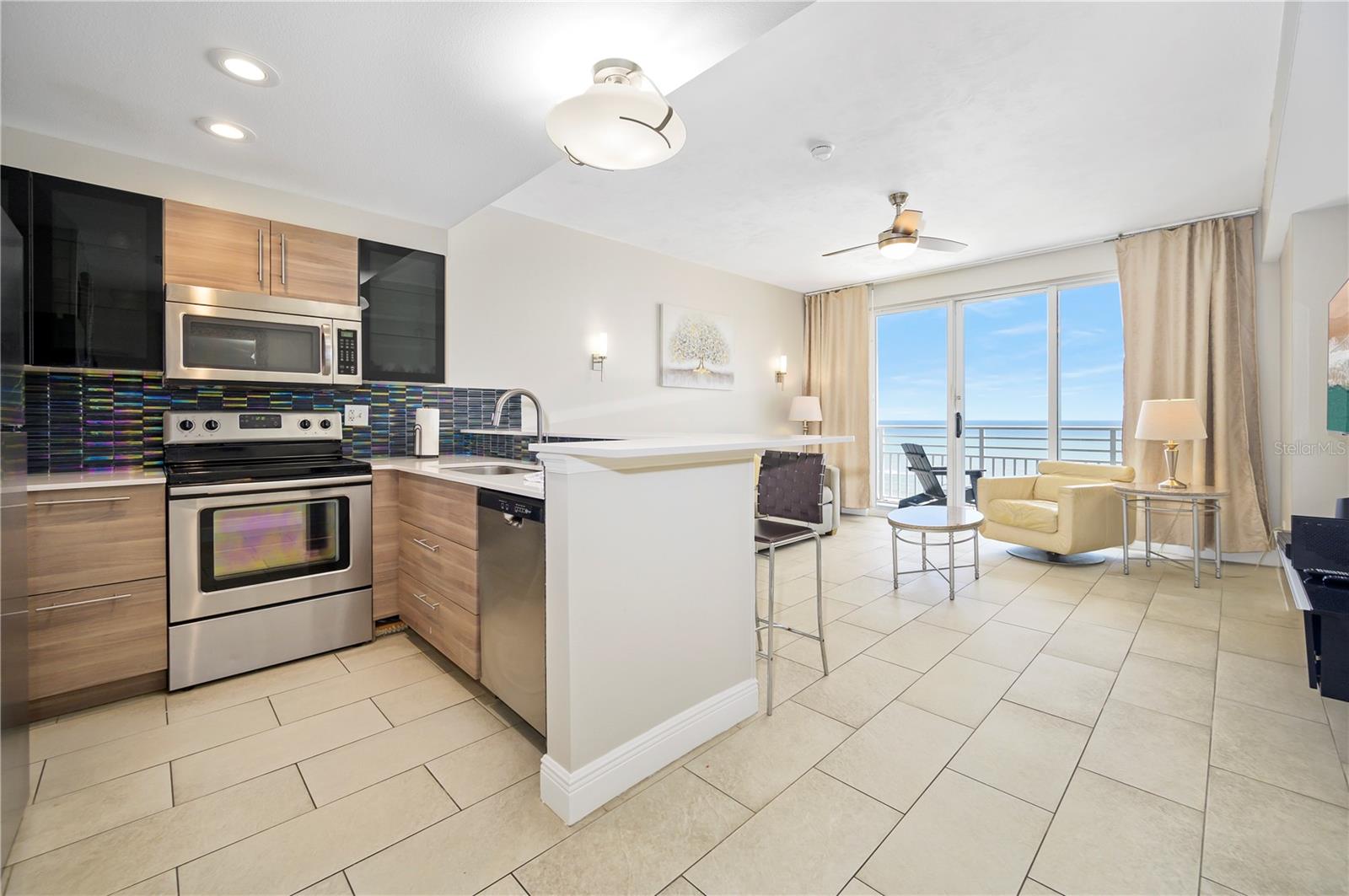 Image 8 of 15 For 300 Atlantic Avenue 908