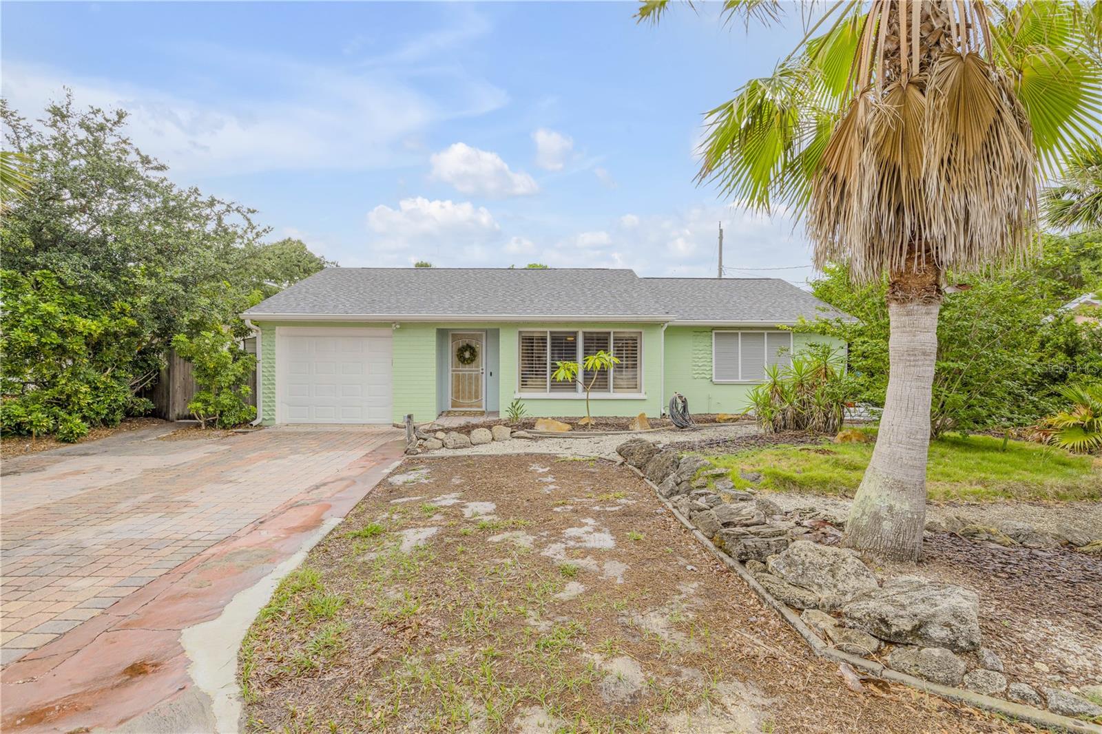 Details for 301 Pine Street, NEW SMYRNA BEACH, FL 32169