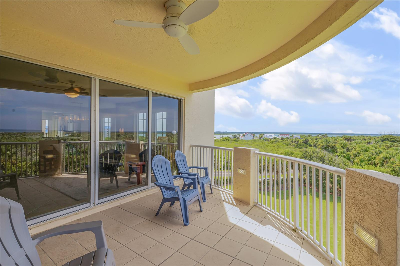 Image 43 of 61 For 261 Minorca Beach Way 401