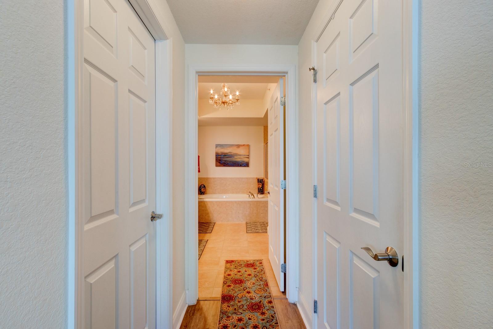 Image 11 of 52 For 2801 Ridgewood Avenue 416