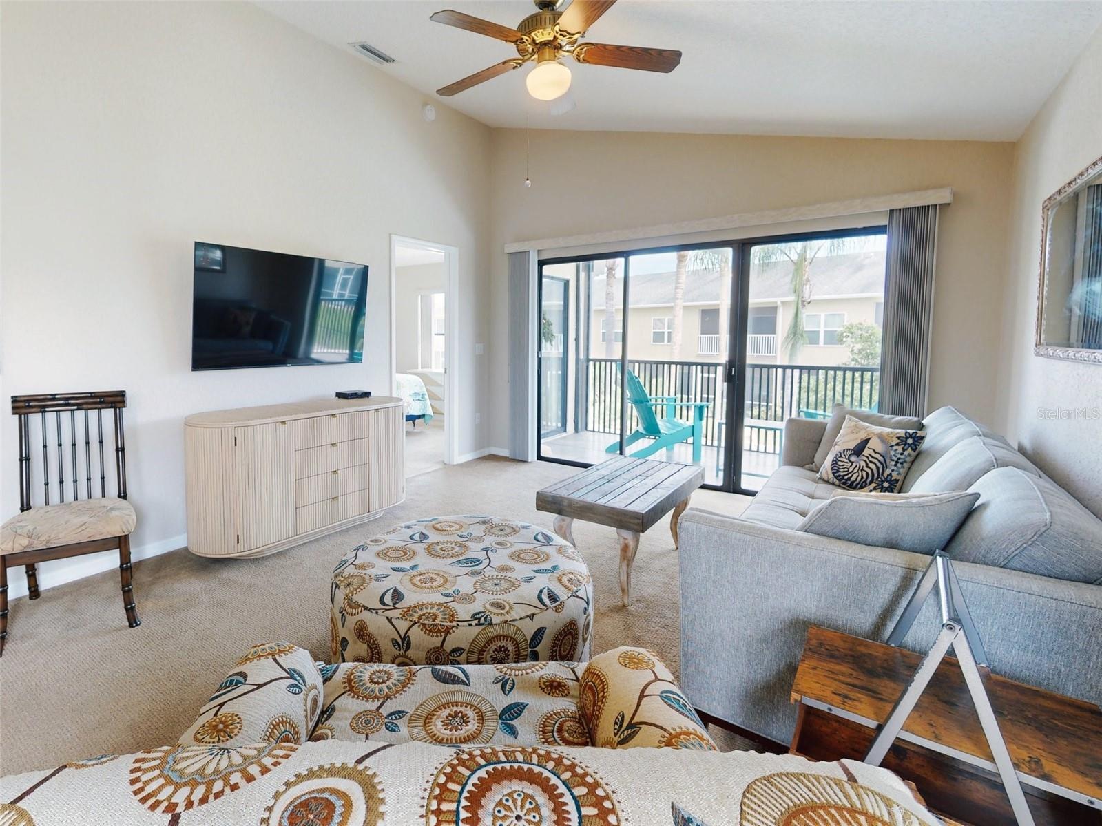 Image 10 of 30 For 406 Bouchelle Drive 206