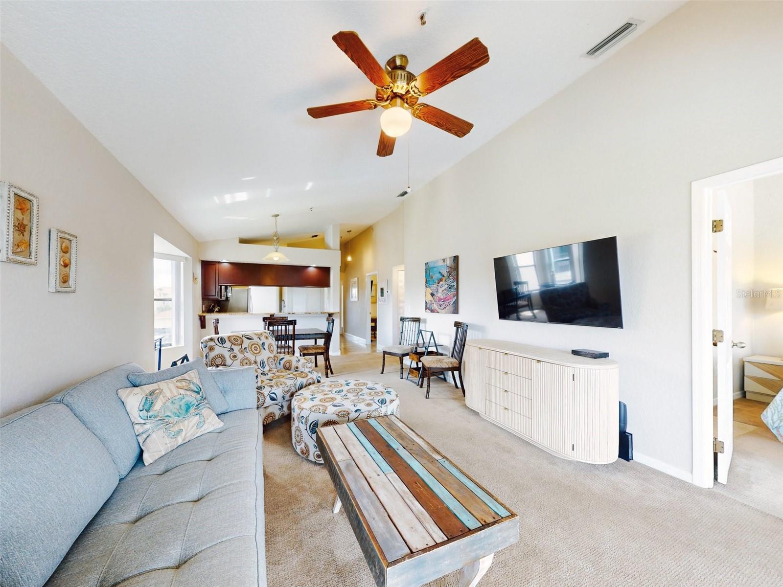 Image 9 of 30 For 406 Bouchelle Drive 206