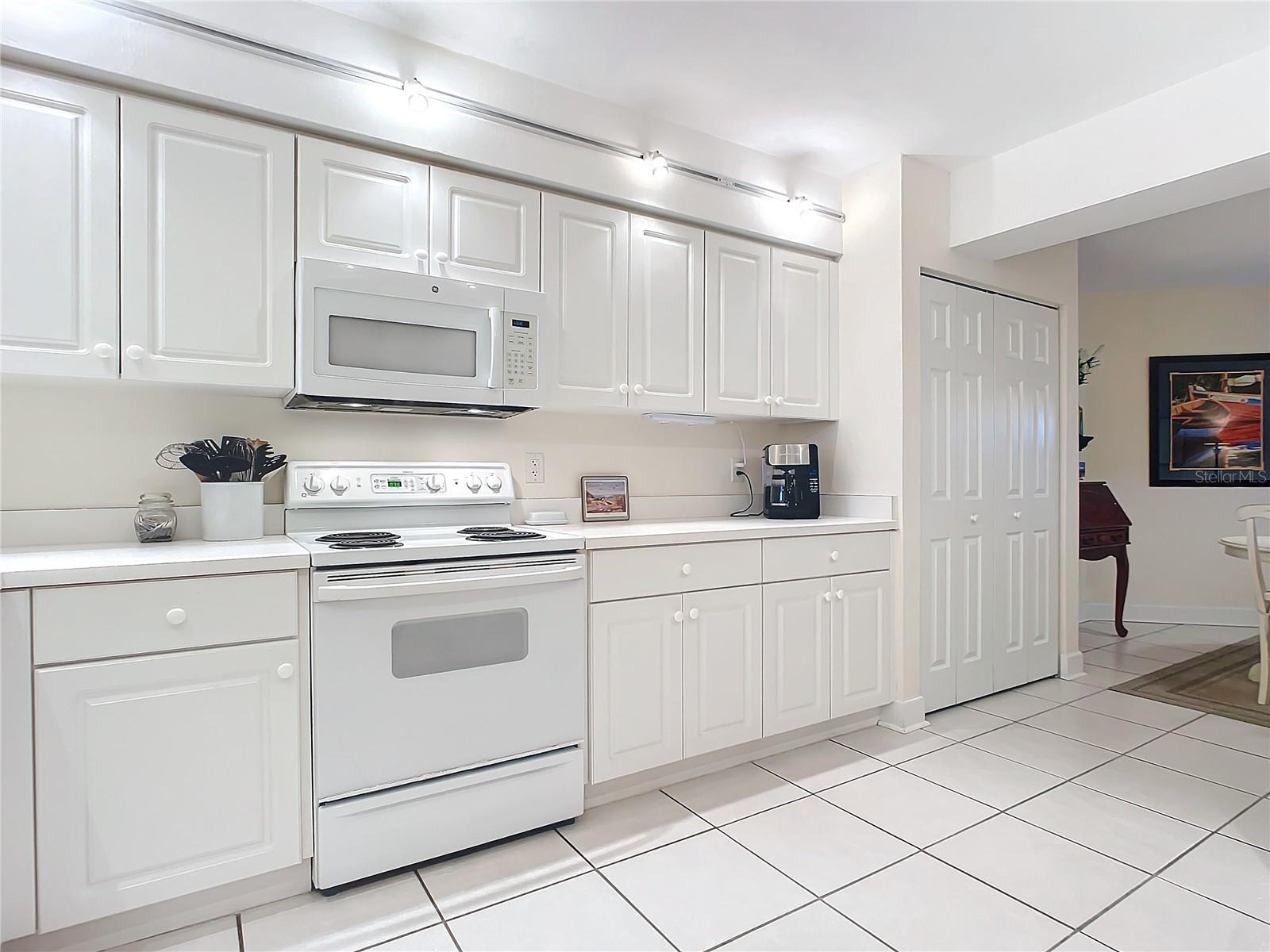 Image 20 of 54 For 426 Bouchelle Drive 303