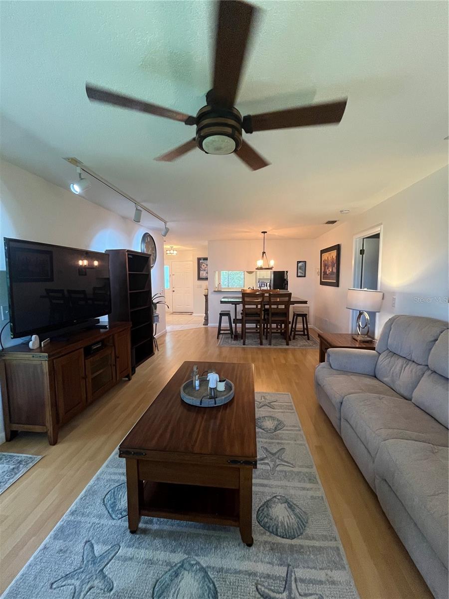 Image 15 of 31 For 2503 Woodland Drive
