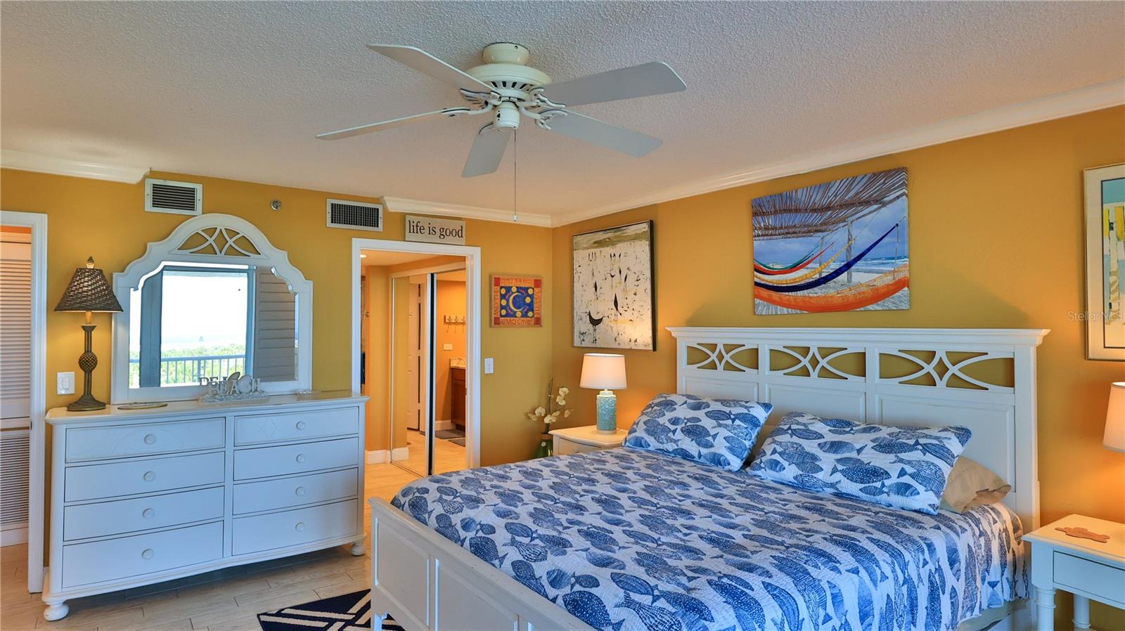 Image 21 of 41 For 257 Minorca Beach Way 204