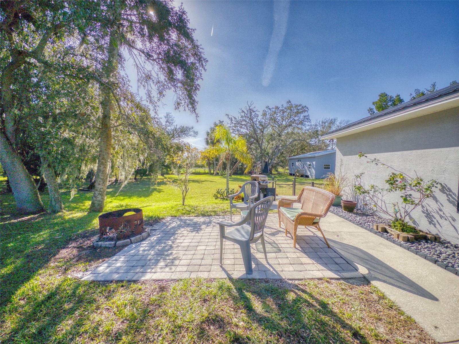 Image 48 of 100 For 977 Bay Drive