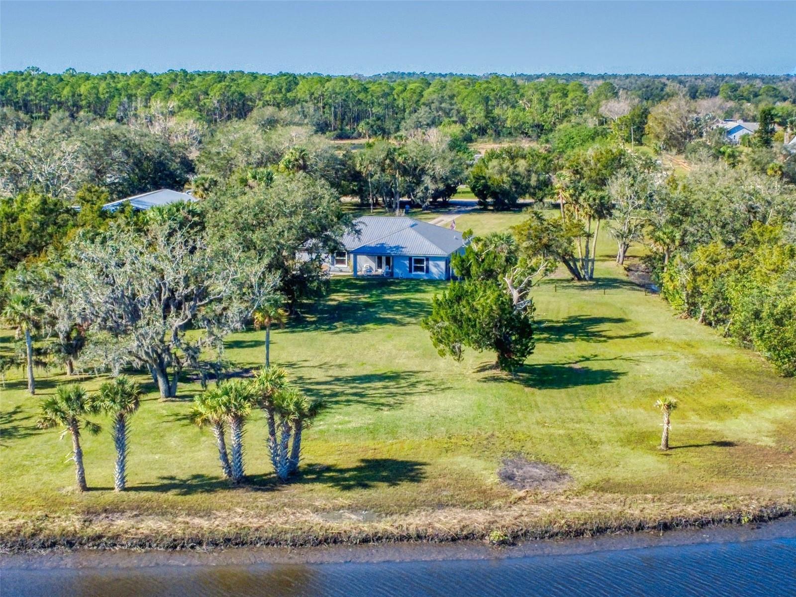 Image 88 of 100 For 977 Bay Drive