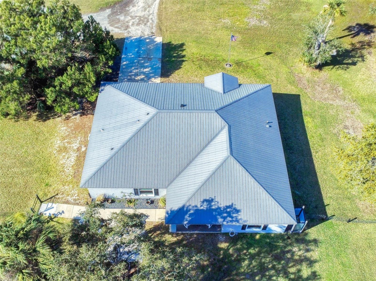 Image 92 of 100 For 977 Bay Drive