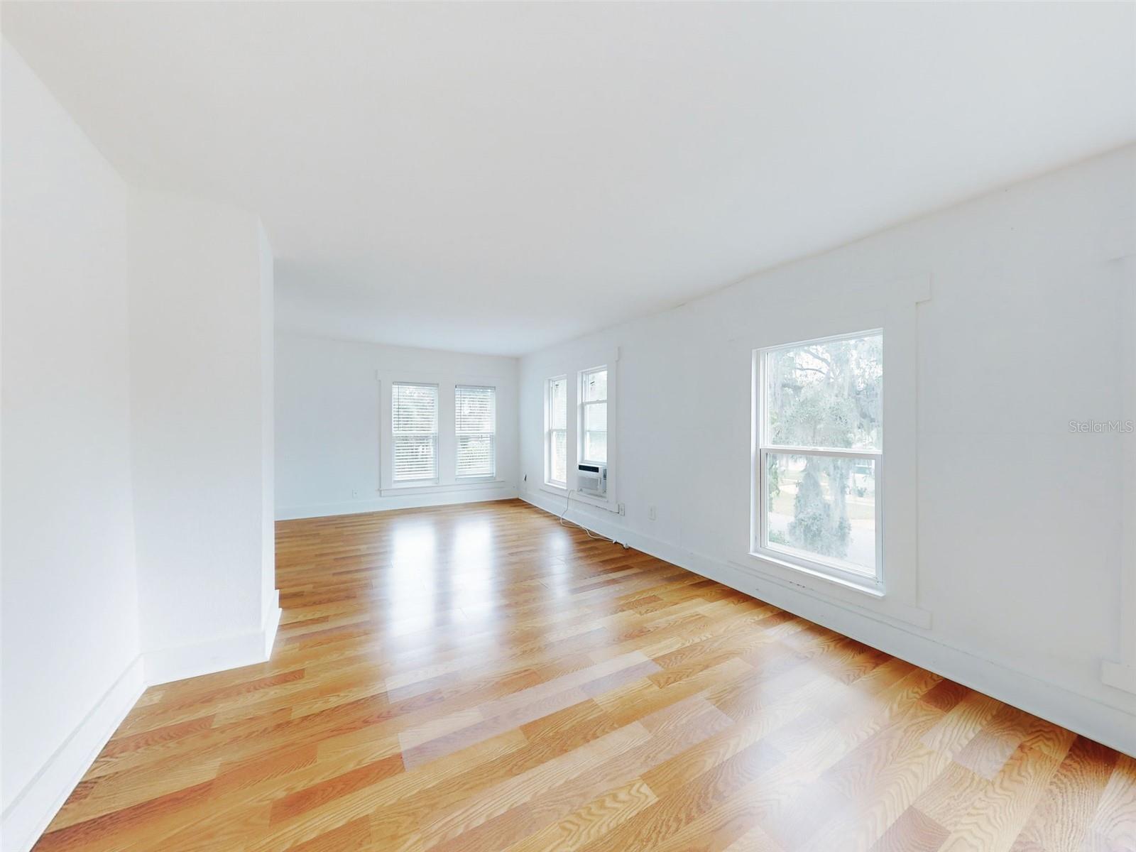 Image 57 of 100 For 810 Magnolia Street