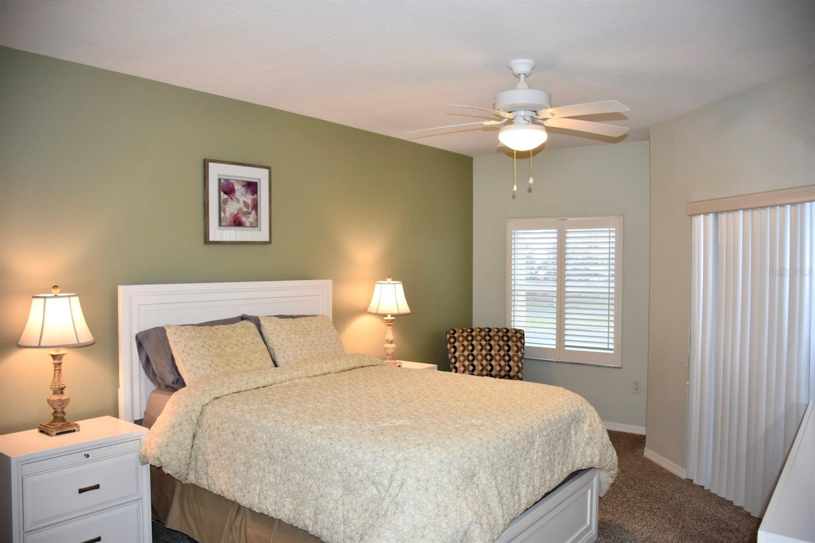 Image 12 of 34 For 5300 Atlantic Avenue 8-302