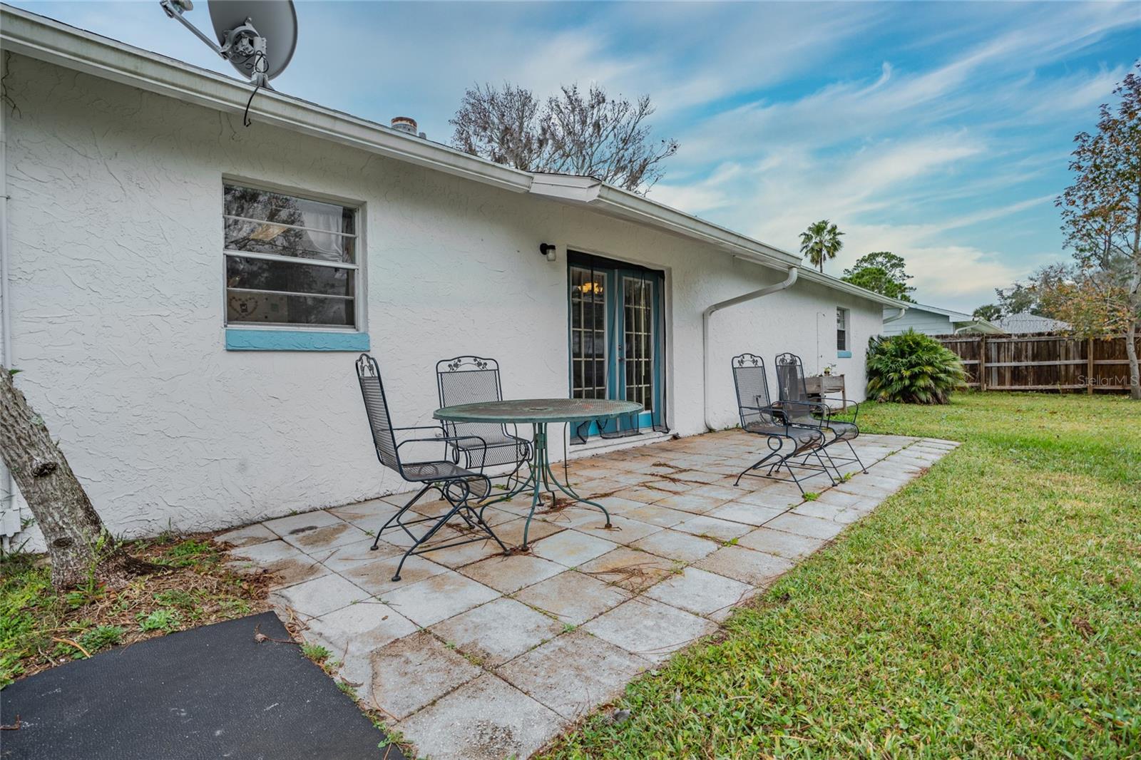 Image 18 of 23 For 2325 Willow Oak Drive