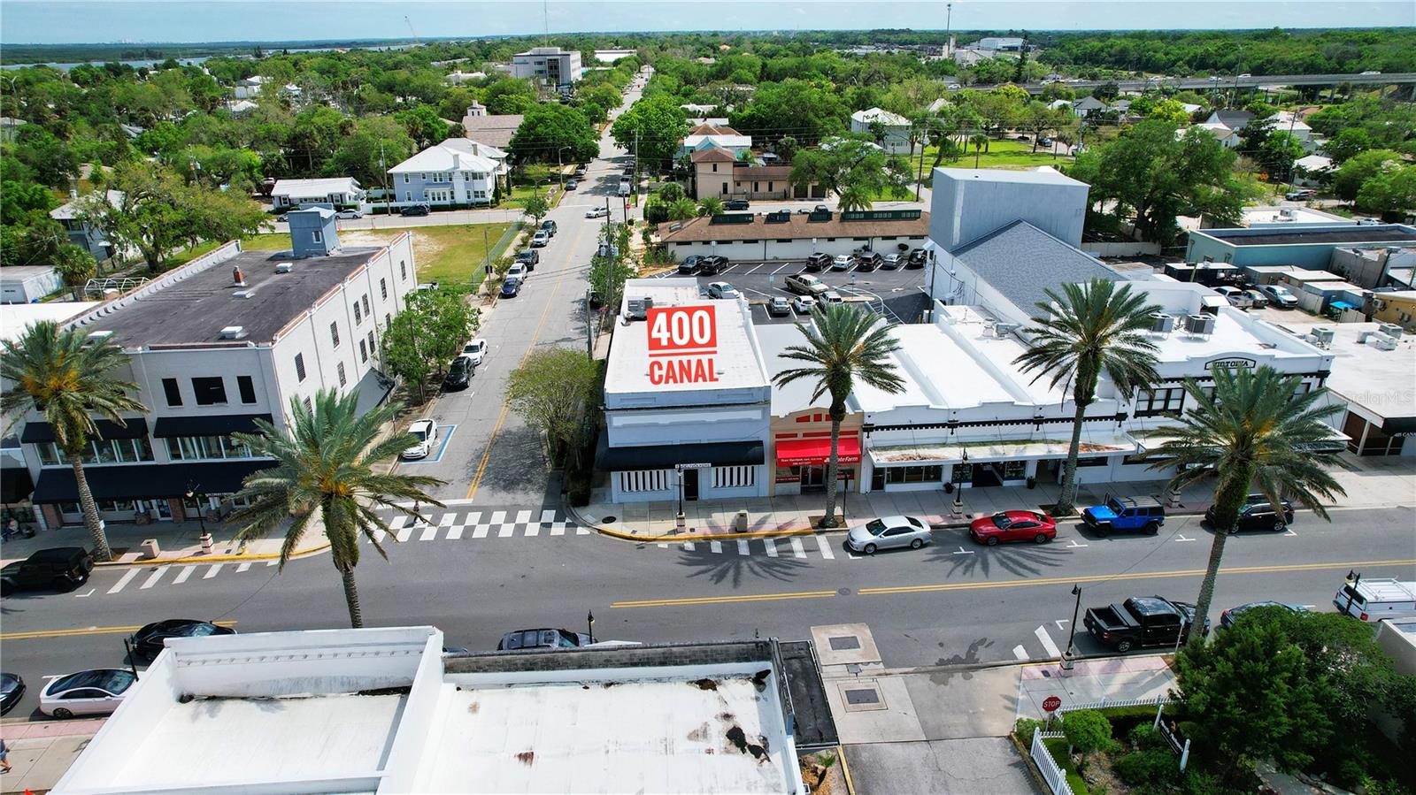Listing photo id 10 for 400 Canal Street