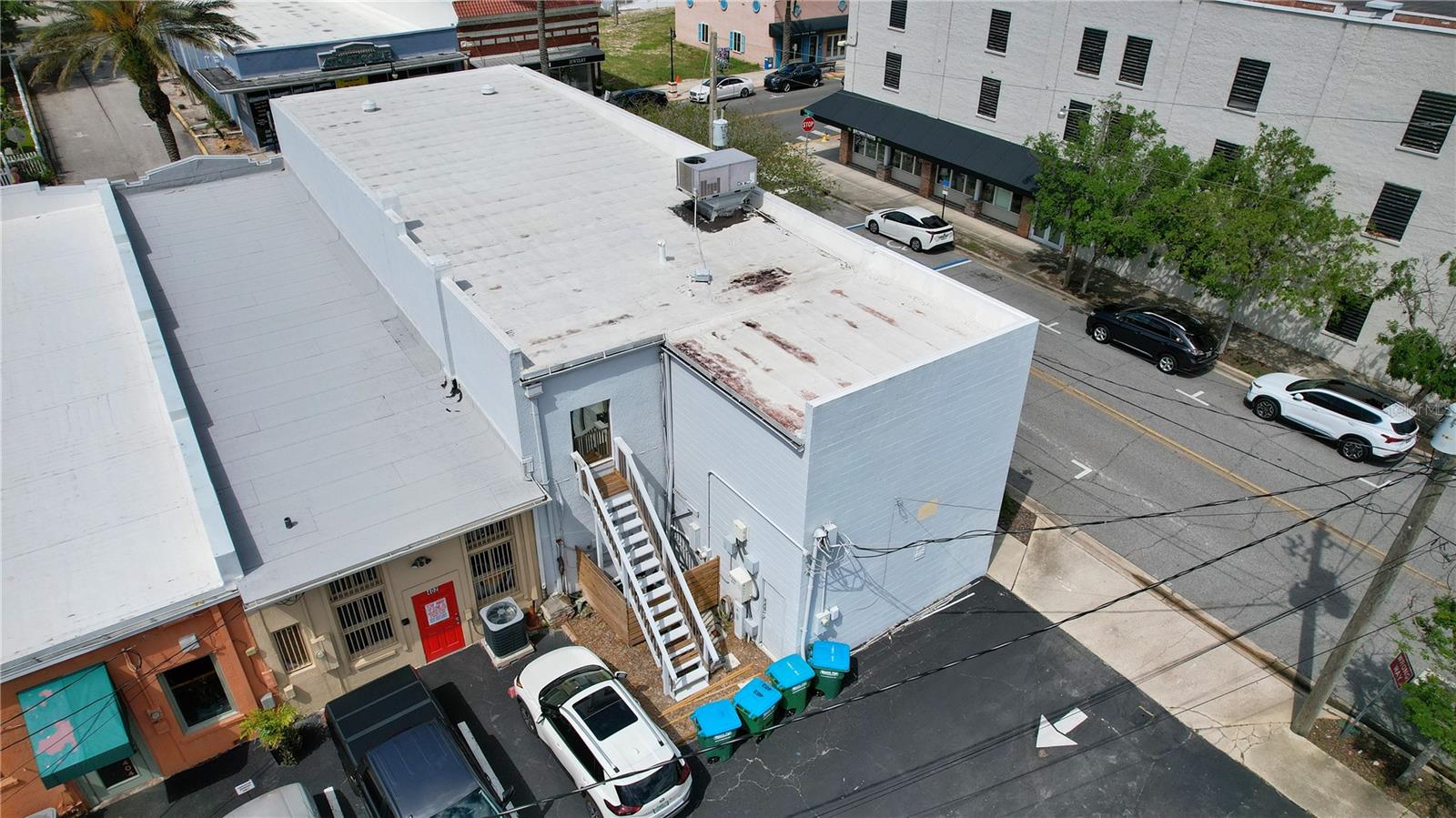 Listing photo id 12 for 400 Canal Street