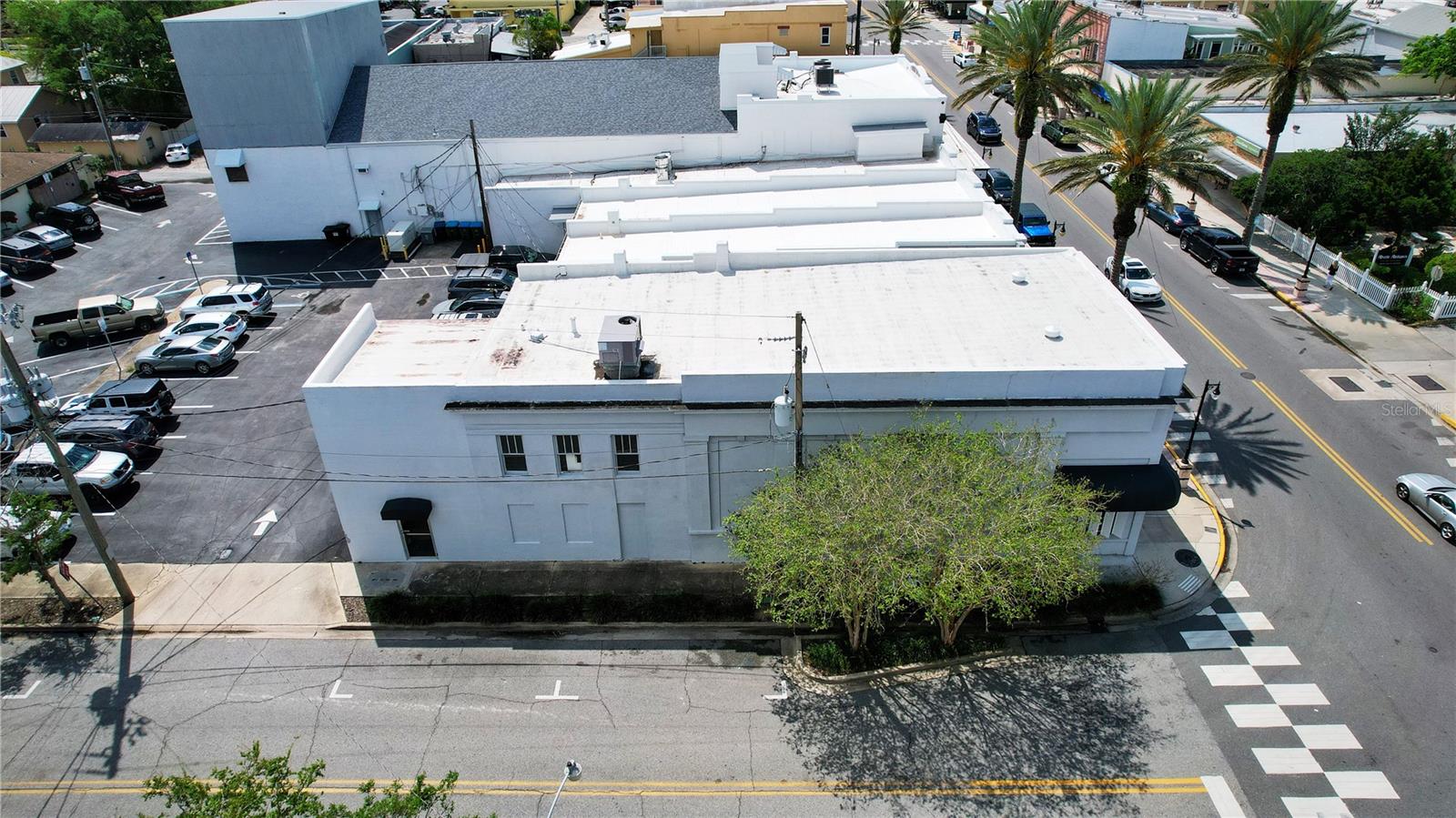 Listing photo id 15 for 400 Canal Street