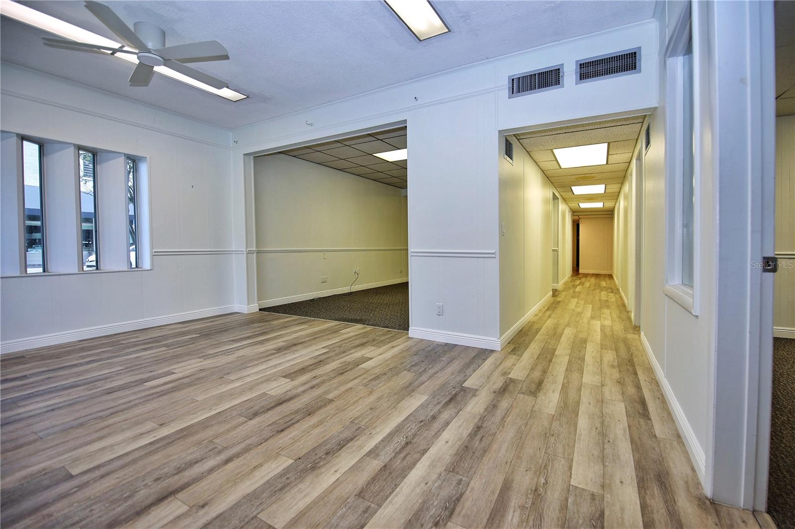 Listing photo id 16 for 400 Canal Street