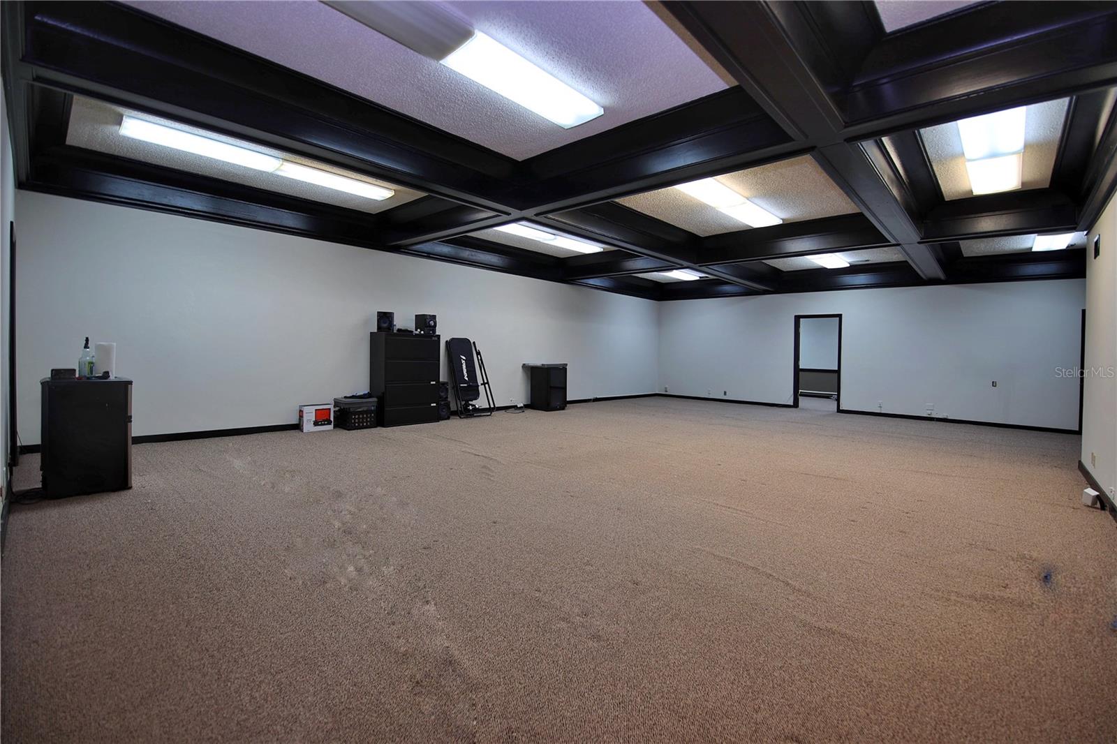 Listing photo id 28 for 400 Canal Street