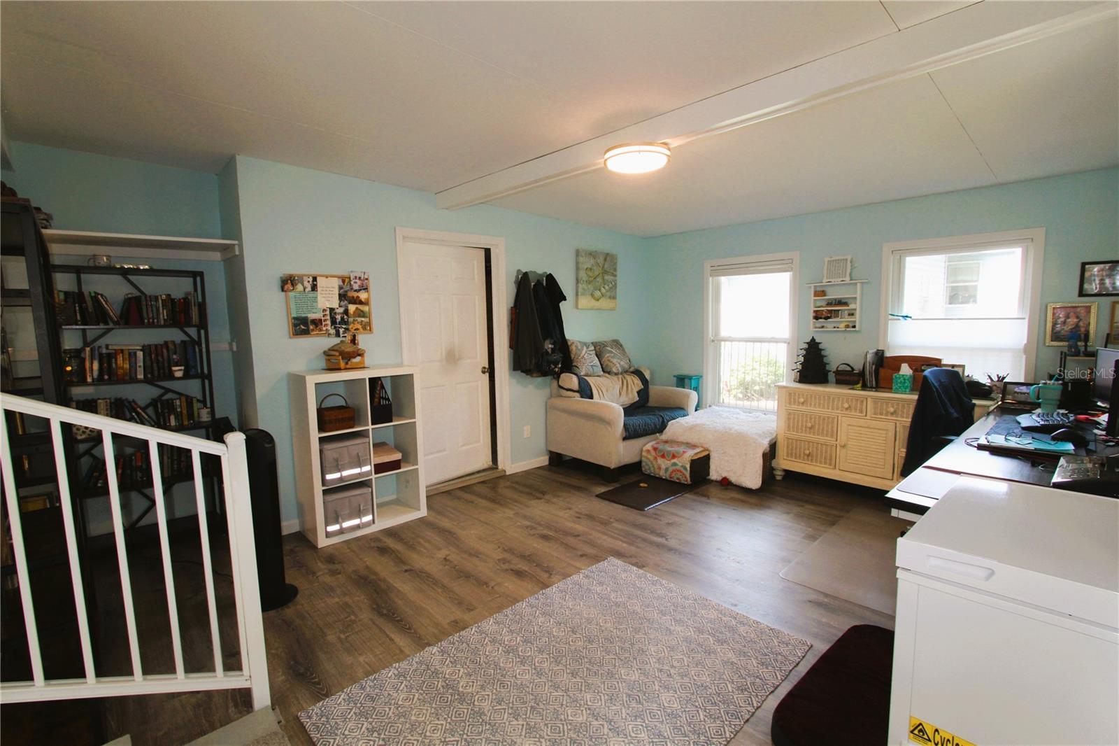 Image 10 of 22 For 451 Sioux Boulevard