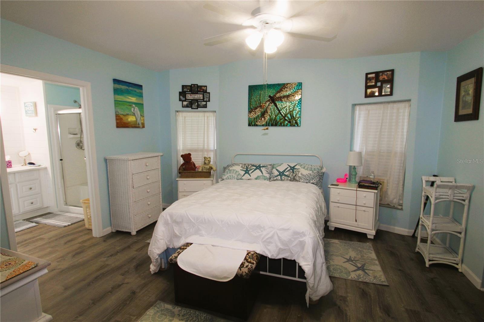 Image 11 of 22 For 451 Sioux Boulevard