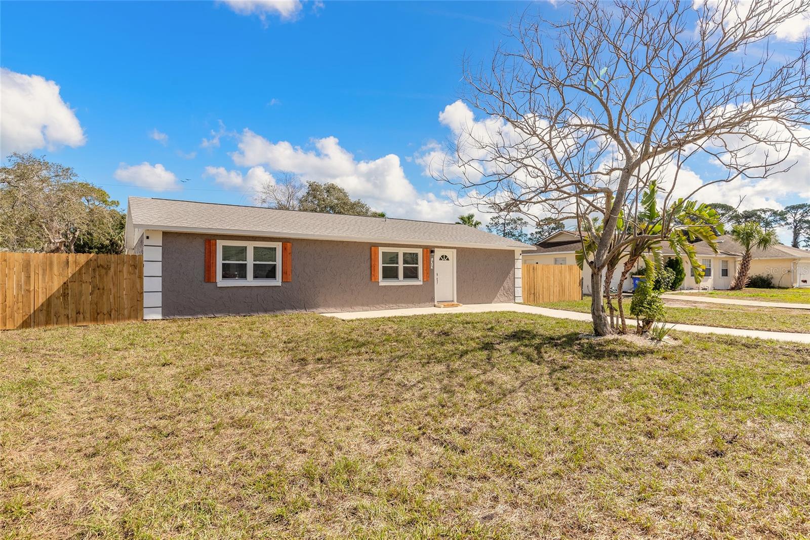 Image 2 of 35 For 1935 Fern Palm Drive