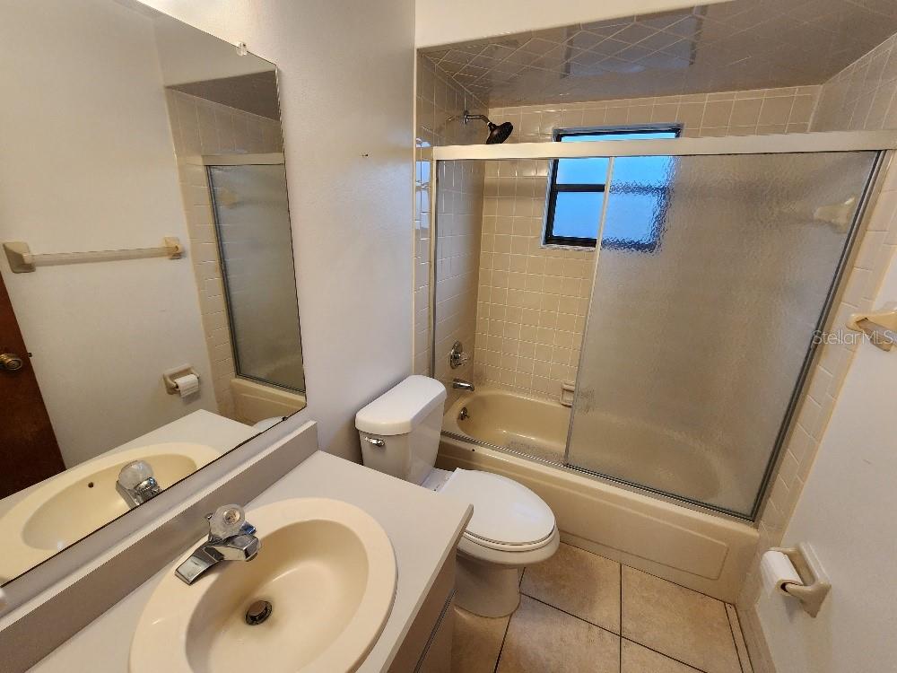 Image 22 of 25 For 309 & 311 Sea Hawk Court