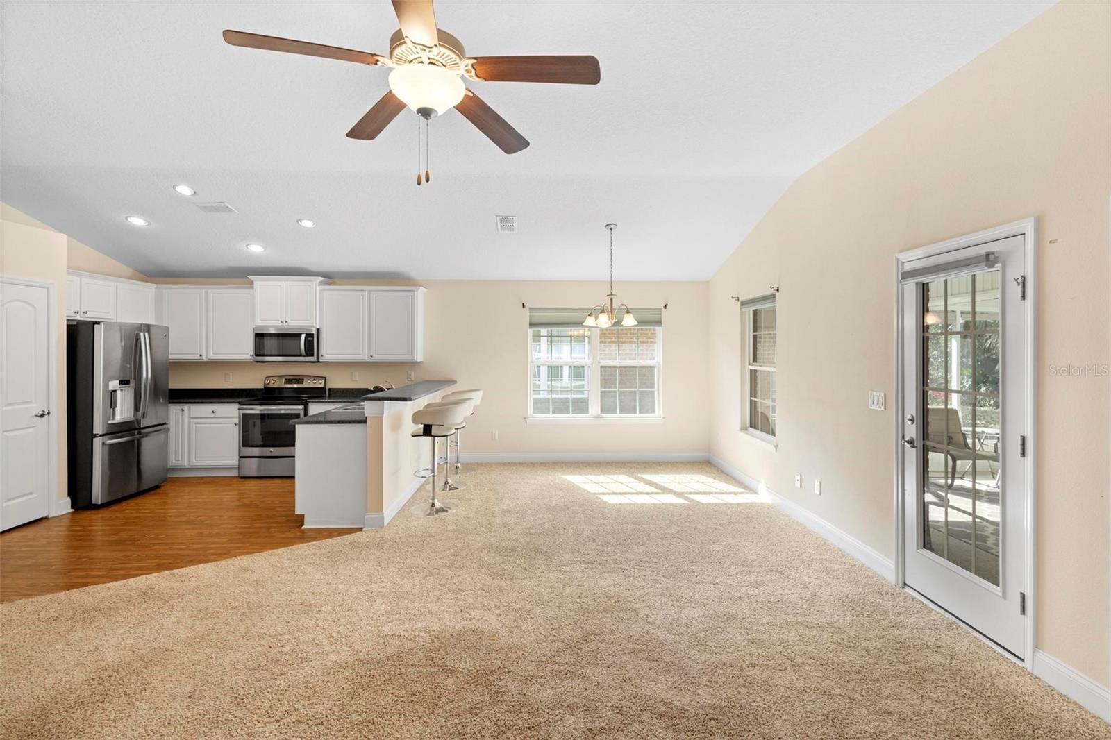 Image 17 of 43 For 634 Coral Trace Boulevard