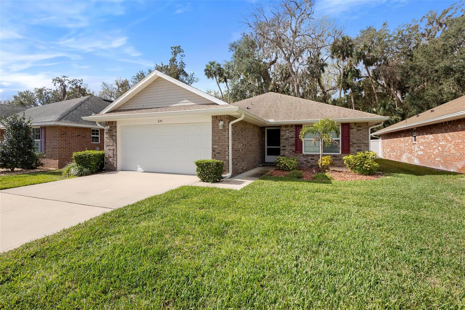Image 3 of 43 For 634 Coral Trace Boulevard