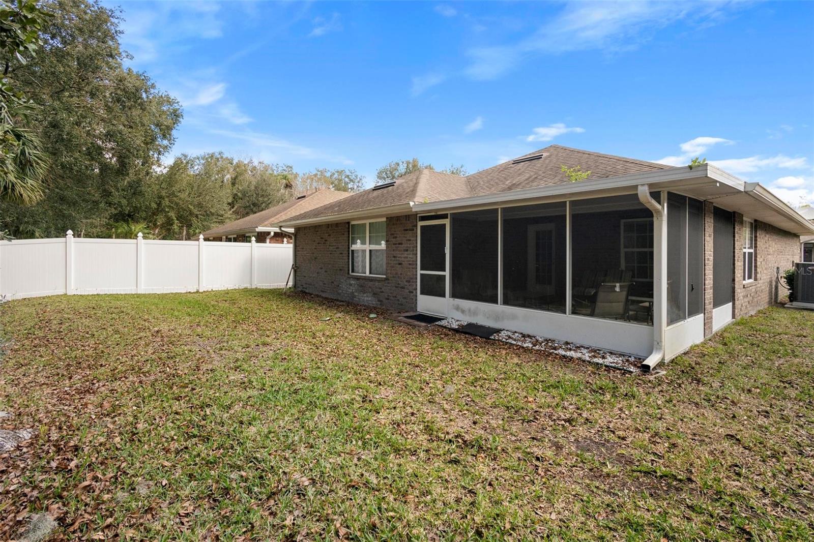 Image 38 of 43 For 634 Coral Trace Boulevard