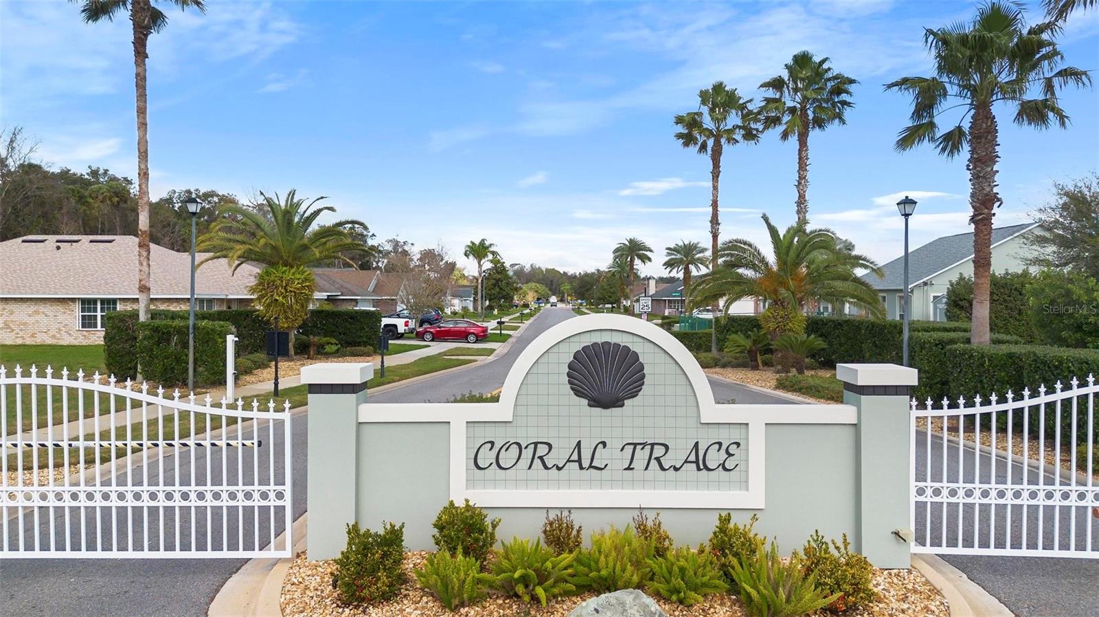 Image 40 of 43 For 634 Coral Trace Boulevard