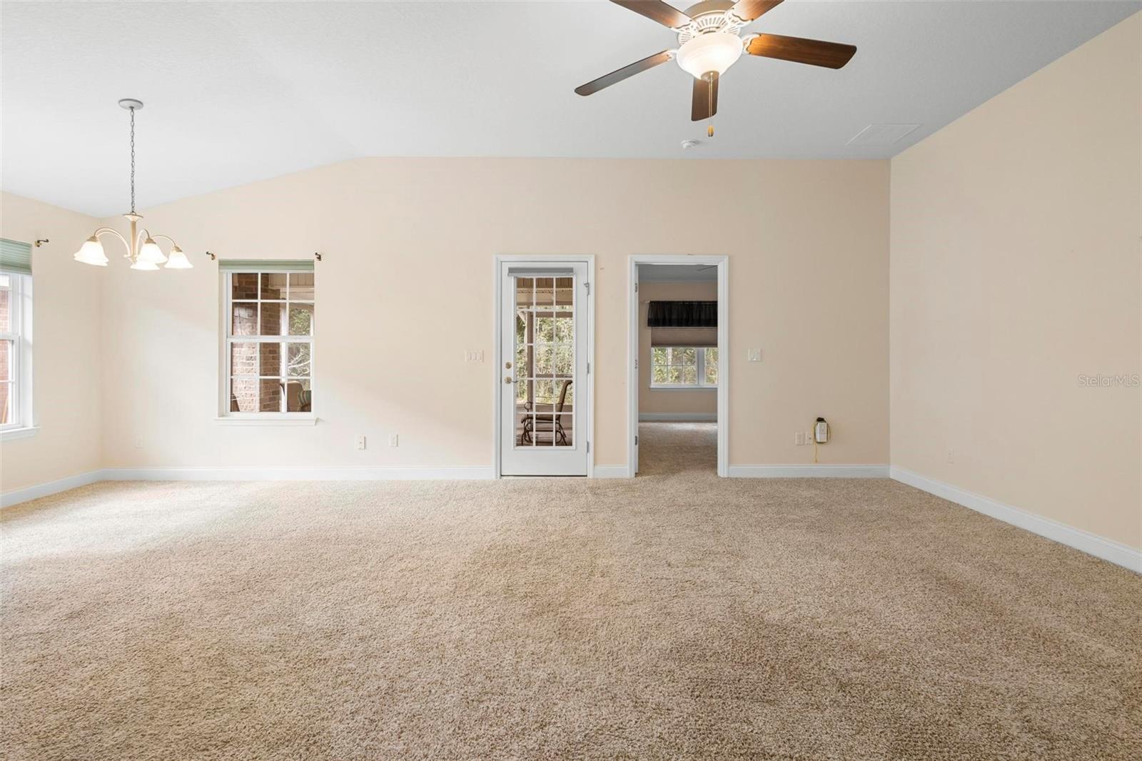 Image 9 of 43 For 634 Coral Trace Boulevard