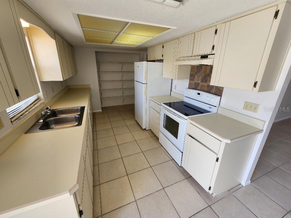 Image 4 of 14 For 311 Sea Hawk Court