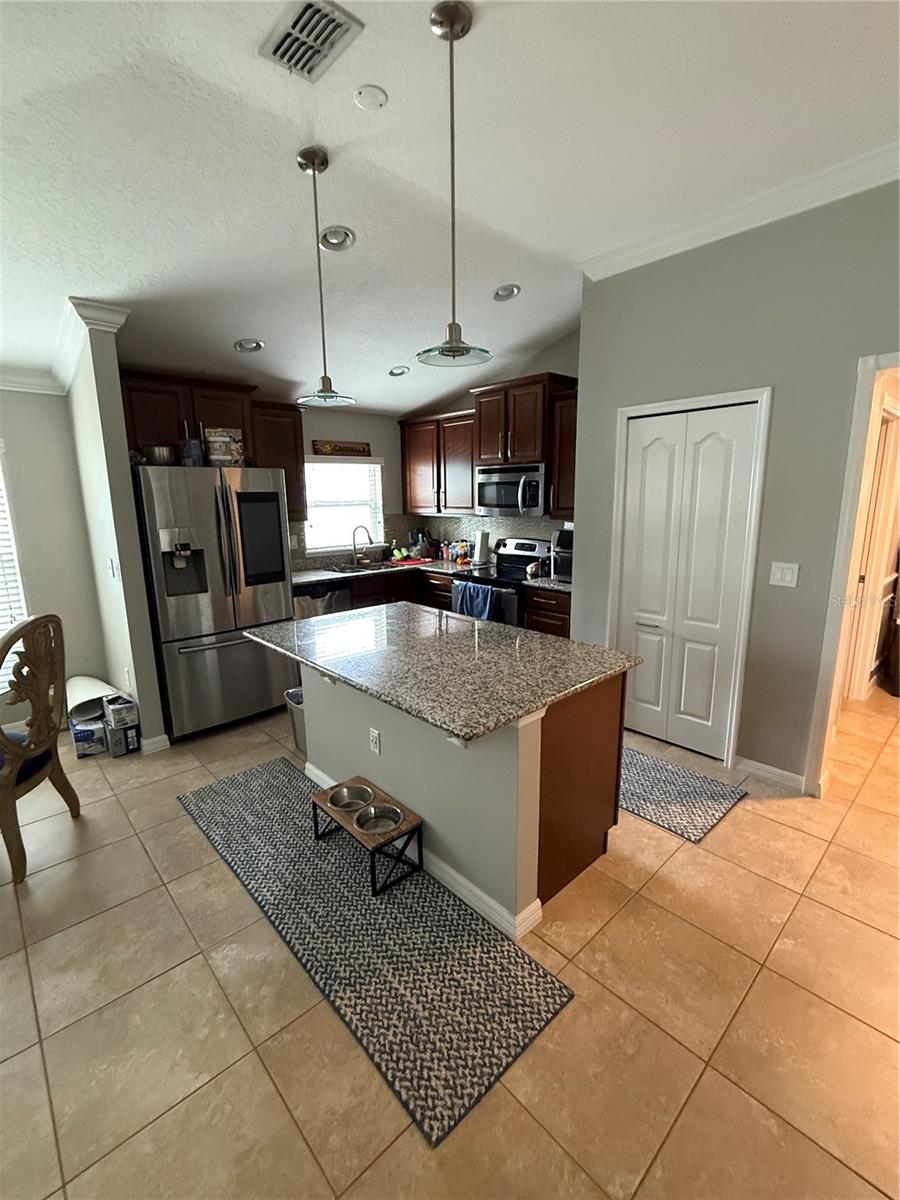 Image 13 of 35 For 3368 Tuscano Avenue Ne