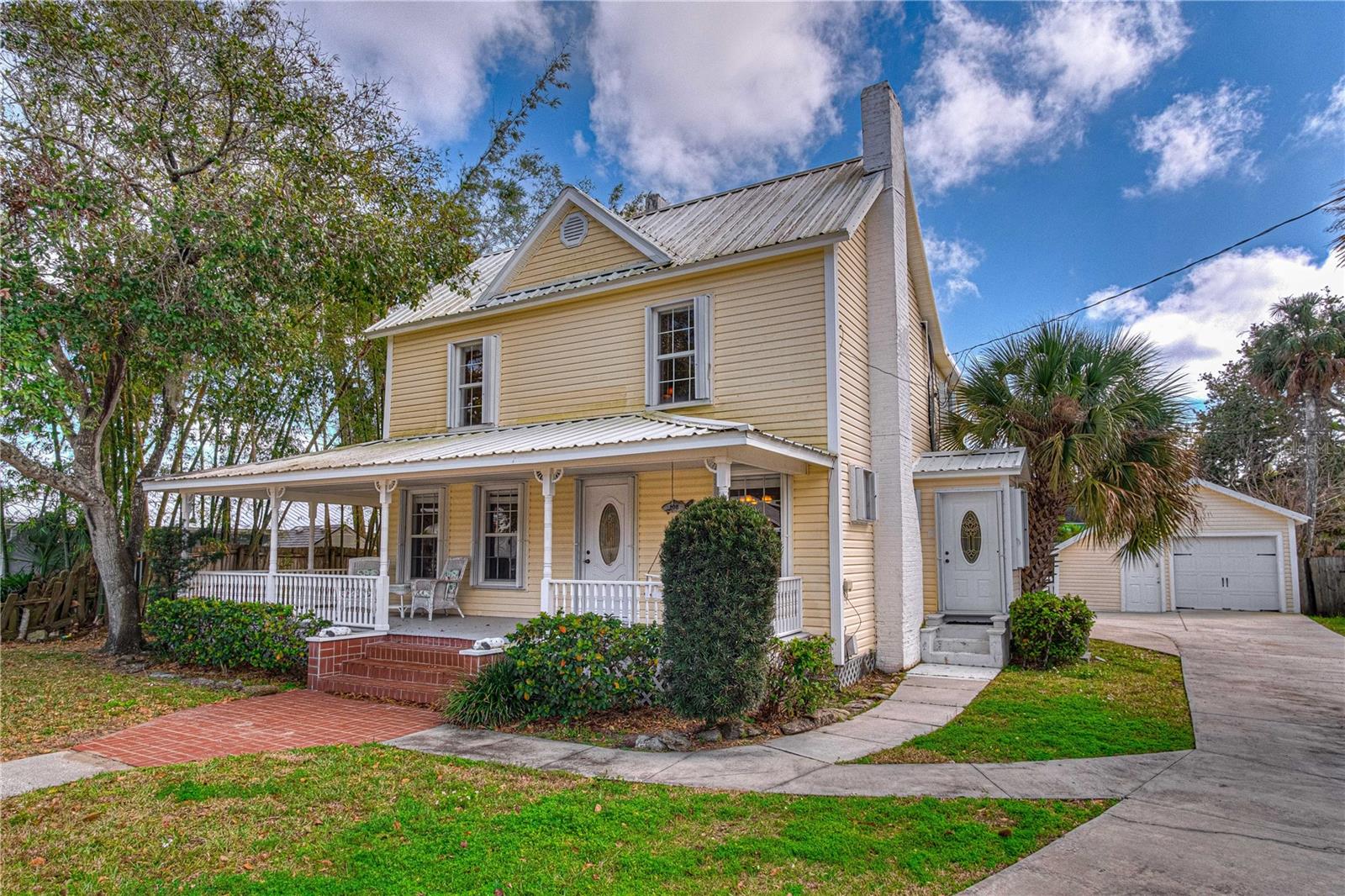 Image 3 of 36 For 208 Mary Avenue