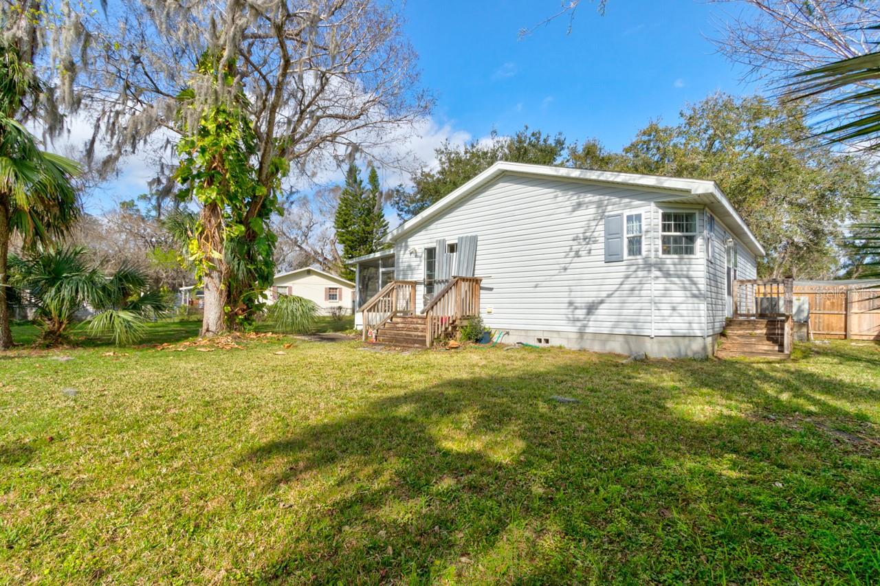 Image 22 of 22 For 526 Powers Avenue