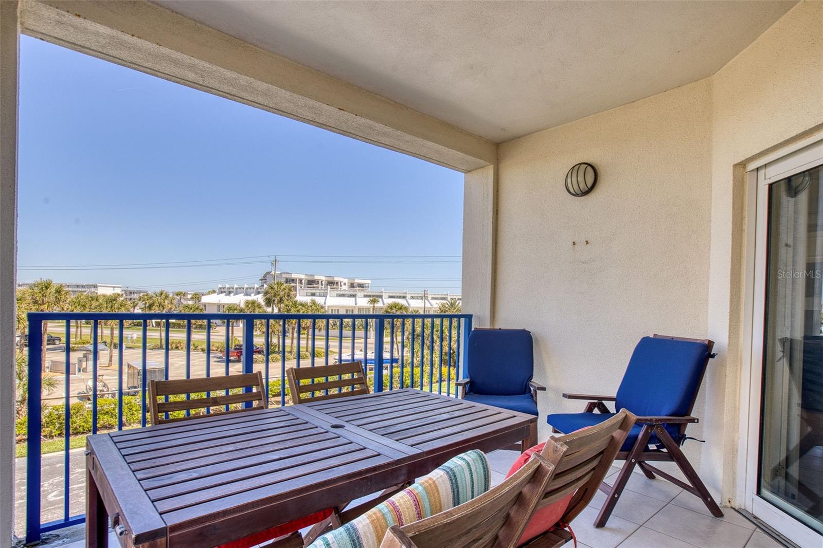 Image 13 of 46 For 5300 Atlantic Avenue 3-301
