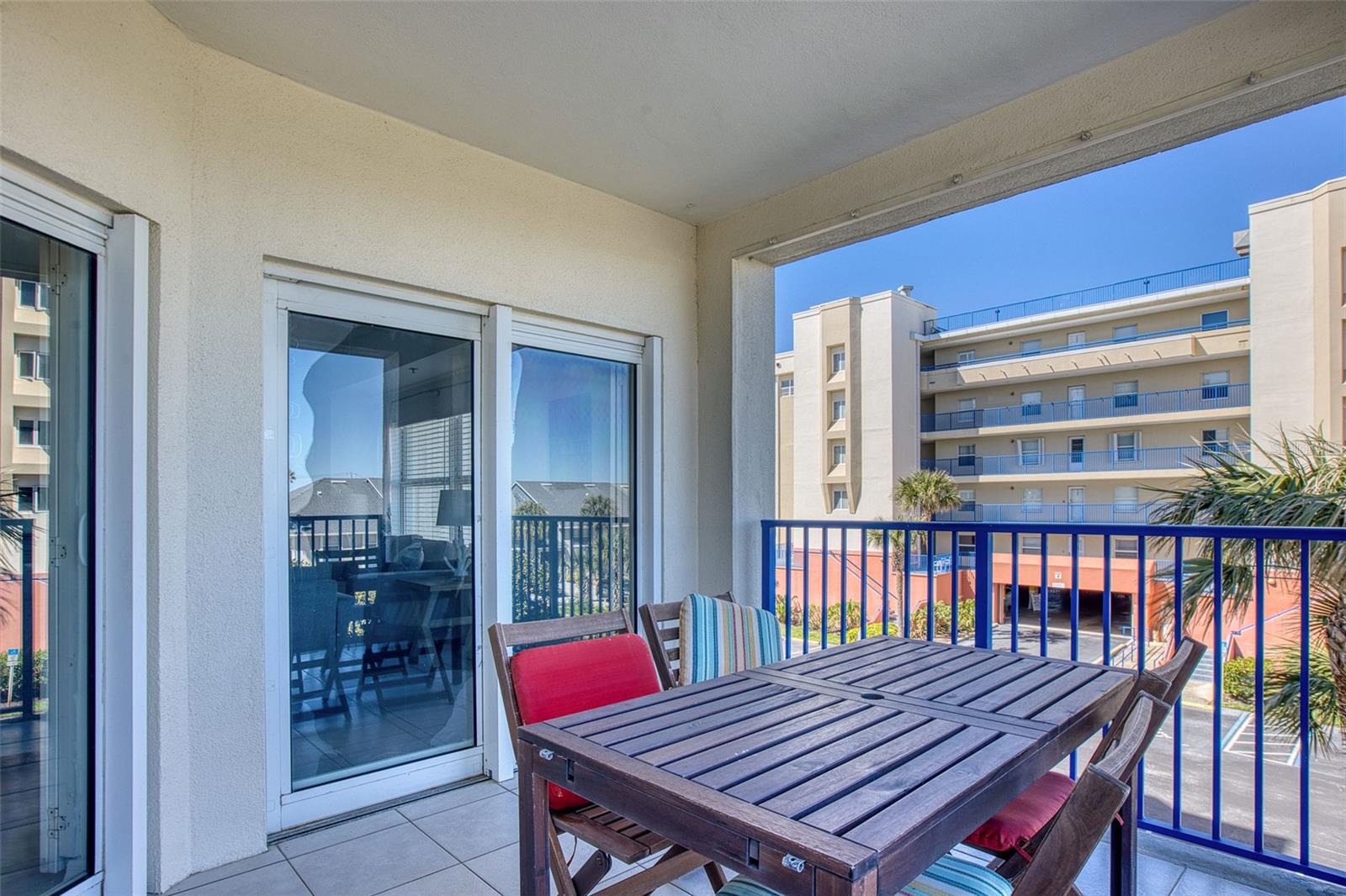 Image 14 of 46 For 5300 Atlantic Avenue 3-301