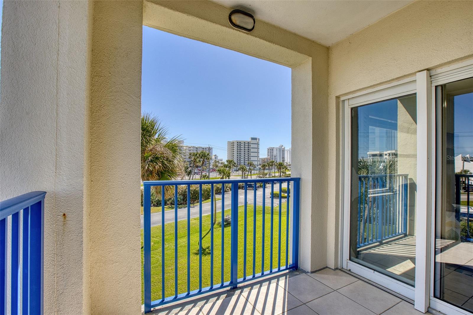 Image 26 of 46 For 5300 Atlantic Avenue 3-301