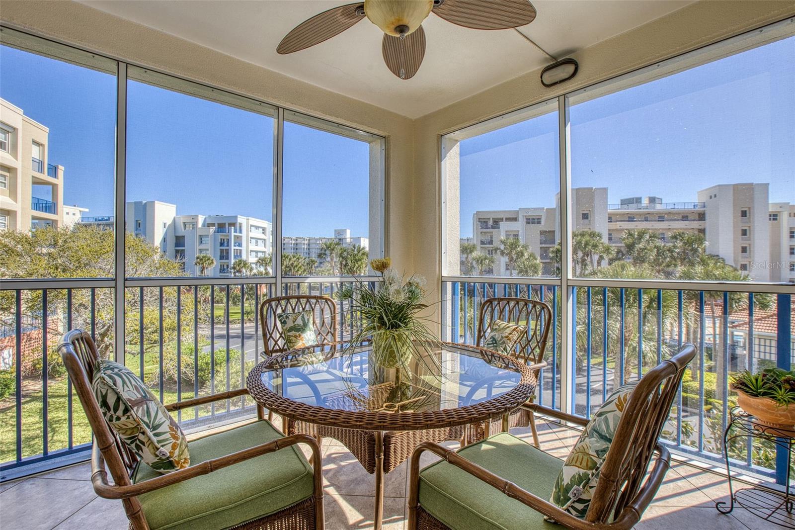 Image 14 of 46 For 5300 Atlantic Avenue 7-307