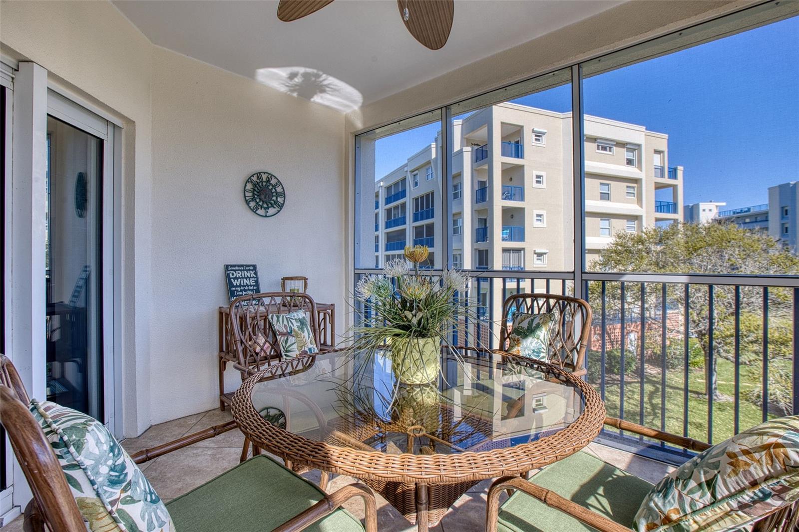Image 16 of 46 For 5300 Atlantic Avenue 7-307