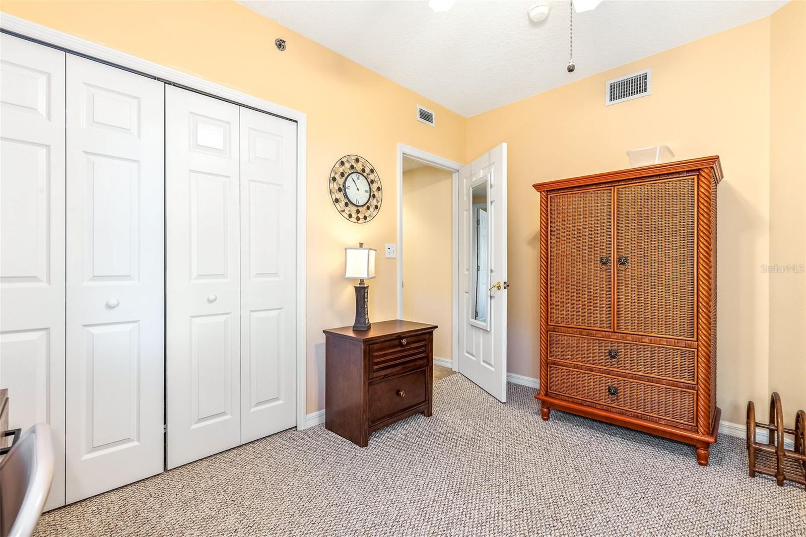 Image 20 of 46 For 5300 Atlantic Avenue 7-307