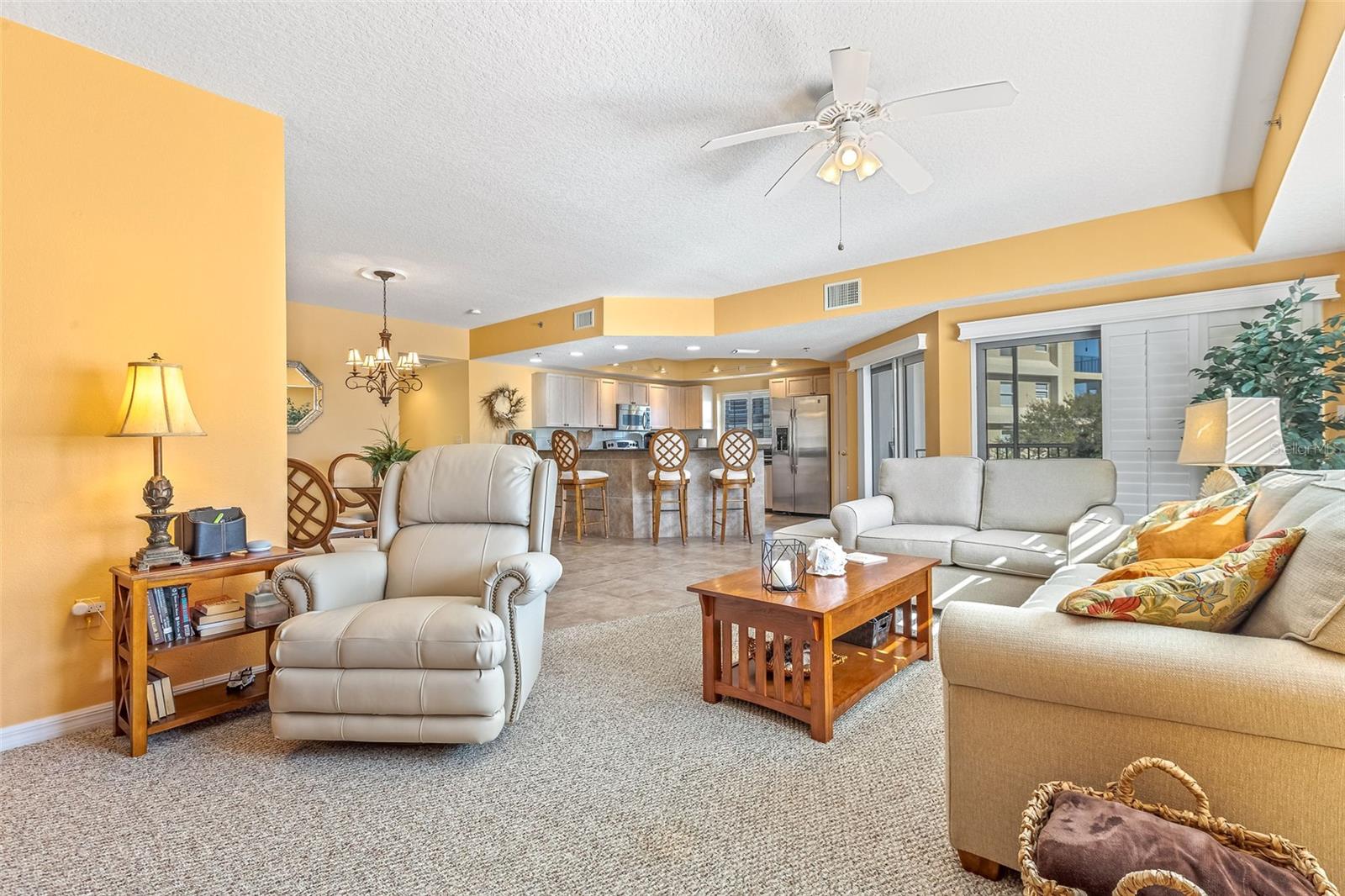 Image 3 of 46 For 5300 Atlantic Avenue 7-307