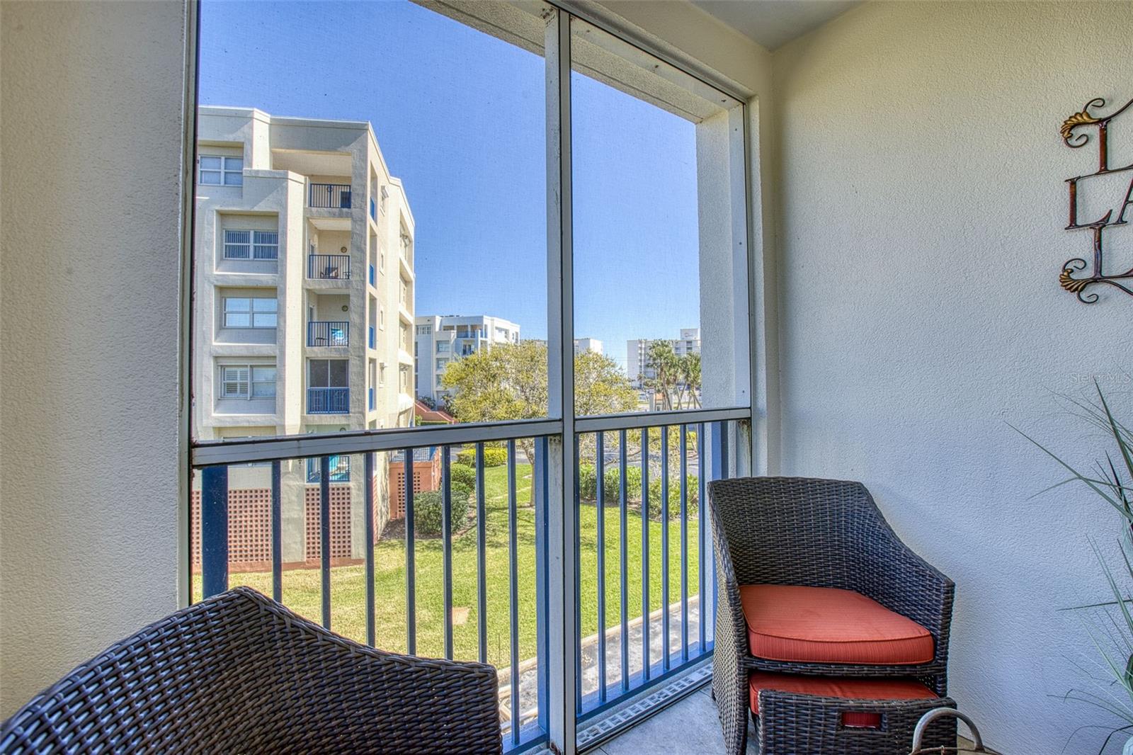 Image 30 of 46 For 5300 Atlantic Avenue 7-307