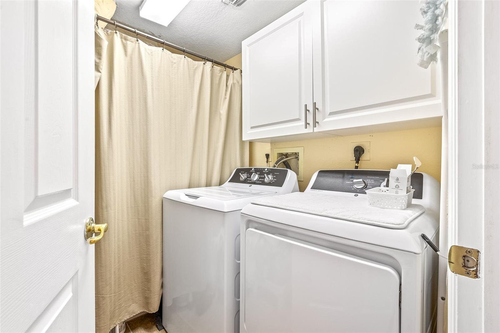 Image 31 of 46 For 5300 Atlantic Avenue 7-307