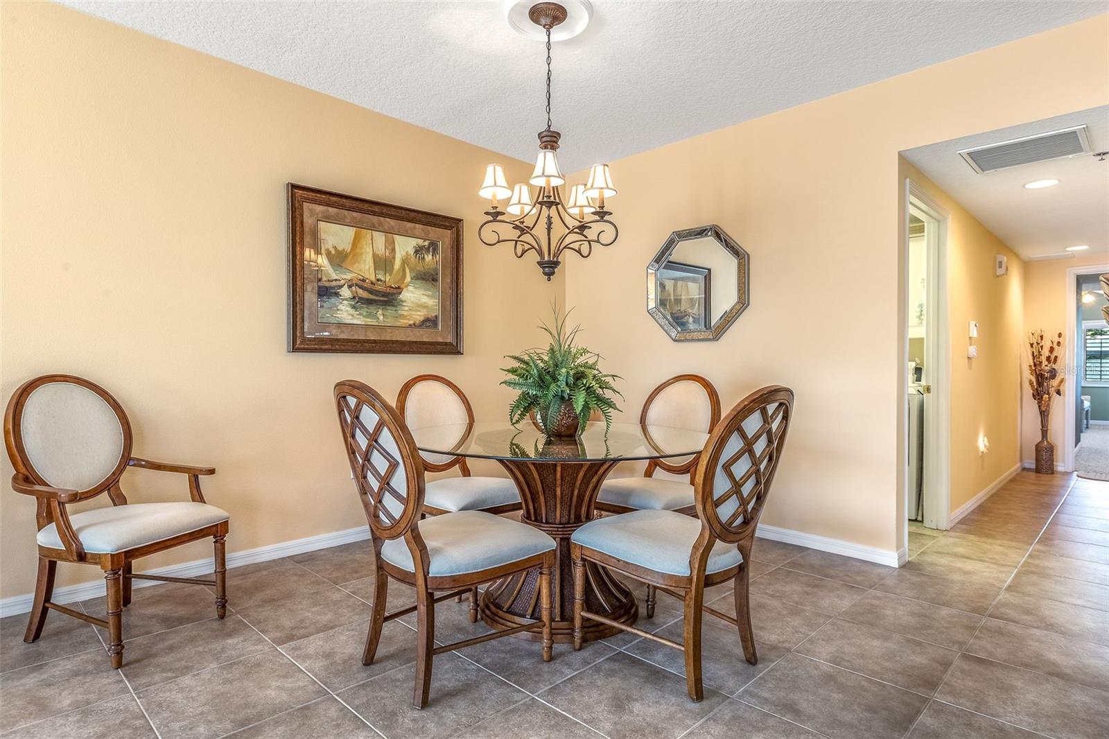 Image 7 of 46 For 5300 Atlantic Avenue 7-307