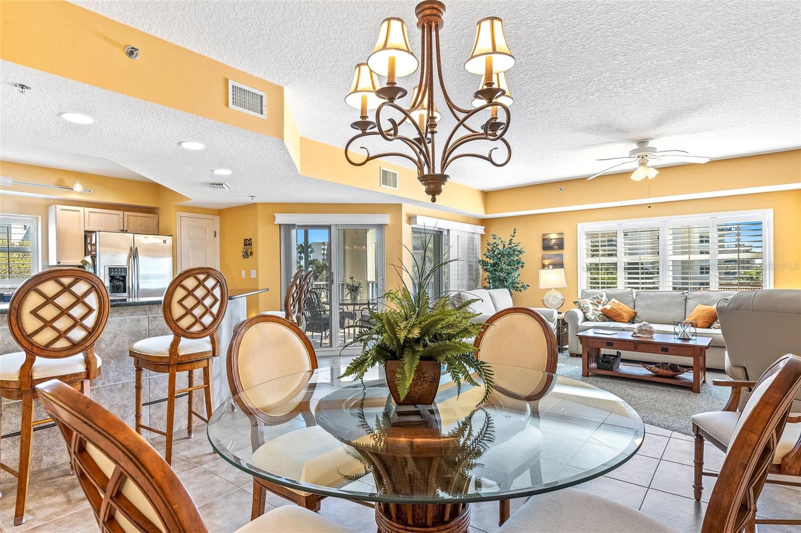 Image 9 of 46 For 5300 Atlantic Avenue 7-307