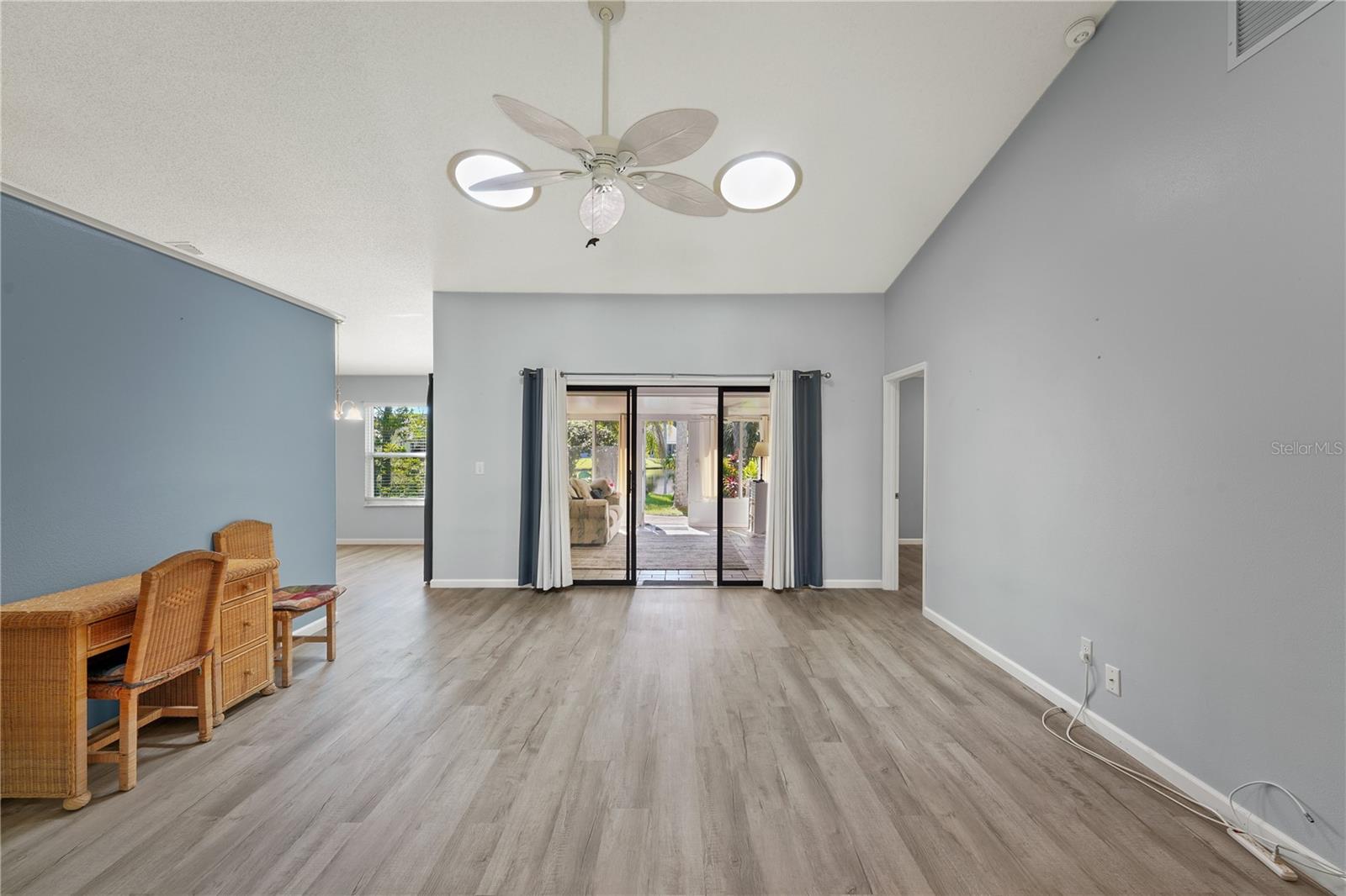 Image 58 of 62 For 731 Pine Shores Circle