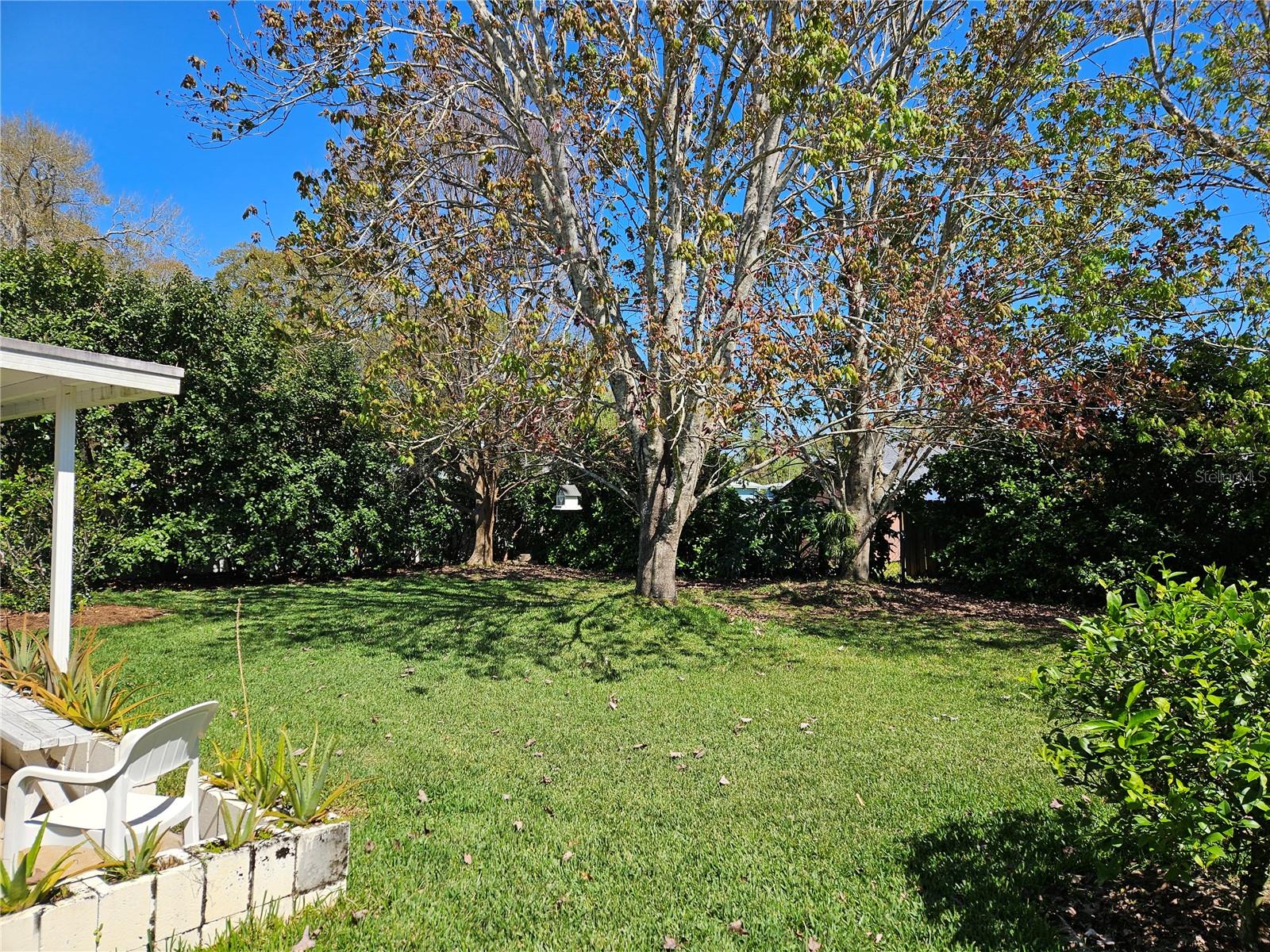 Image 23 of 39 For 2321 Tamarind Drive