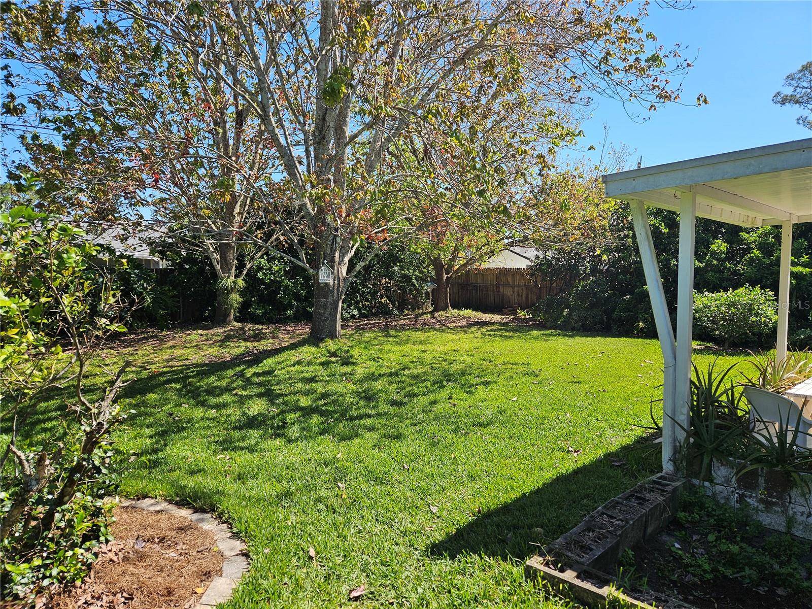 Image 31 of 39 For 2321 Tamarind Drive
